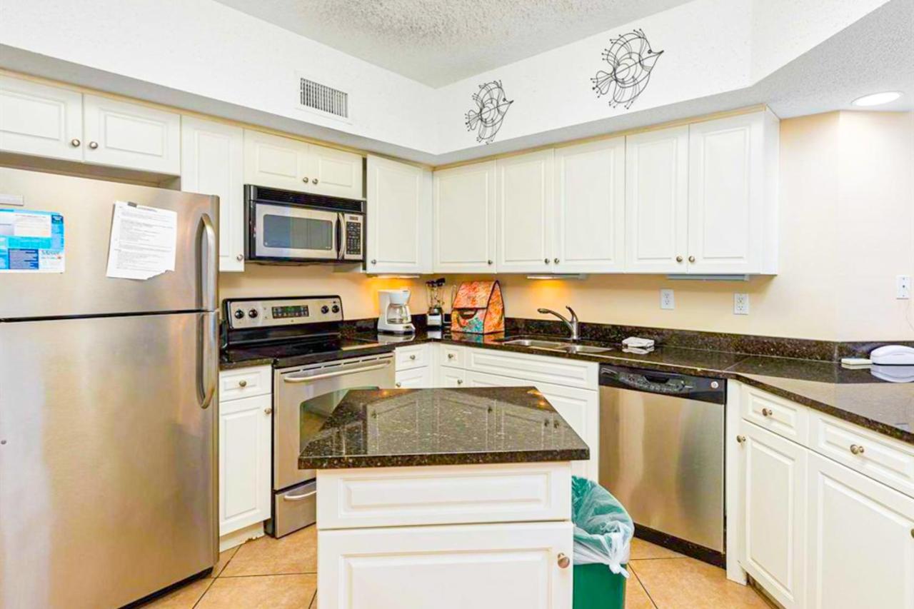 Three Bedroom Apartment at Bluewater