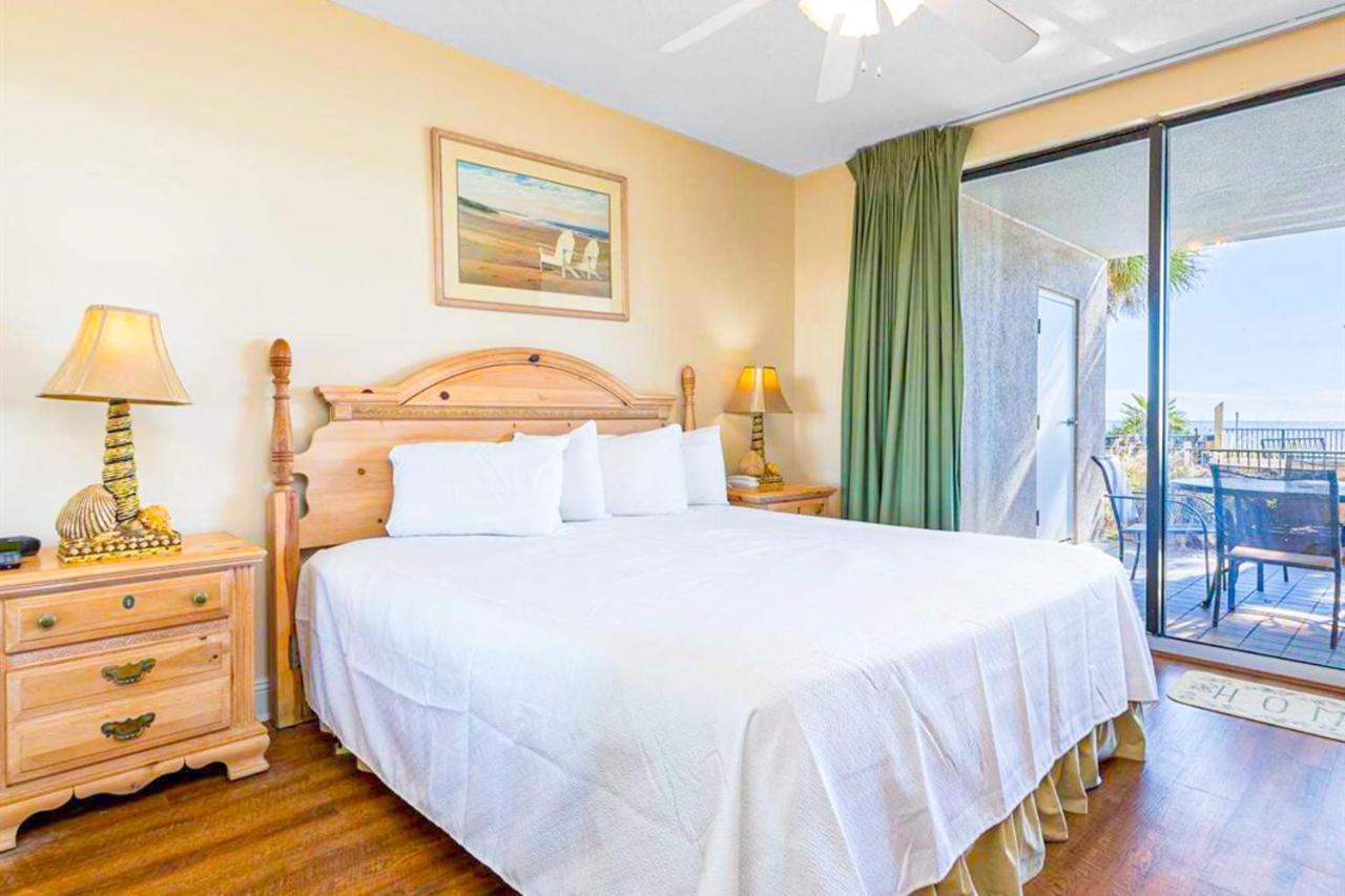 Three Bedroom Apartment at Bluewater