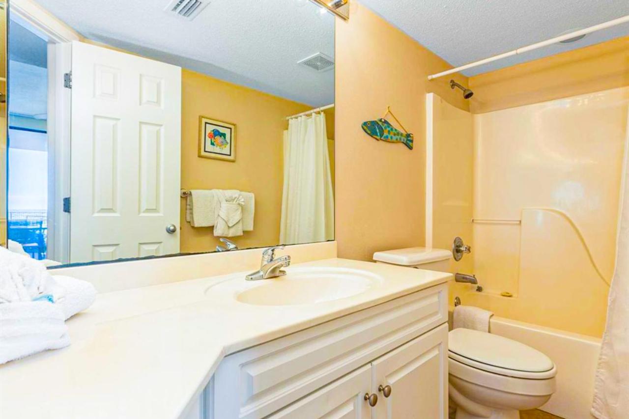 Three Bedroom Apartment at Bluewater