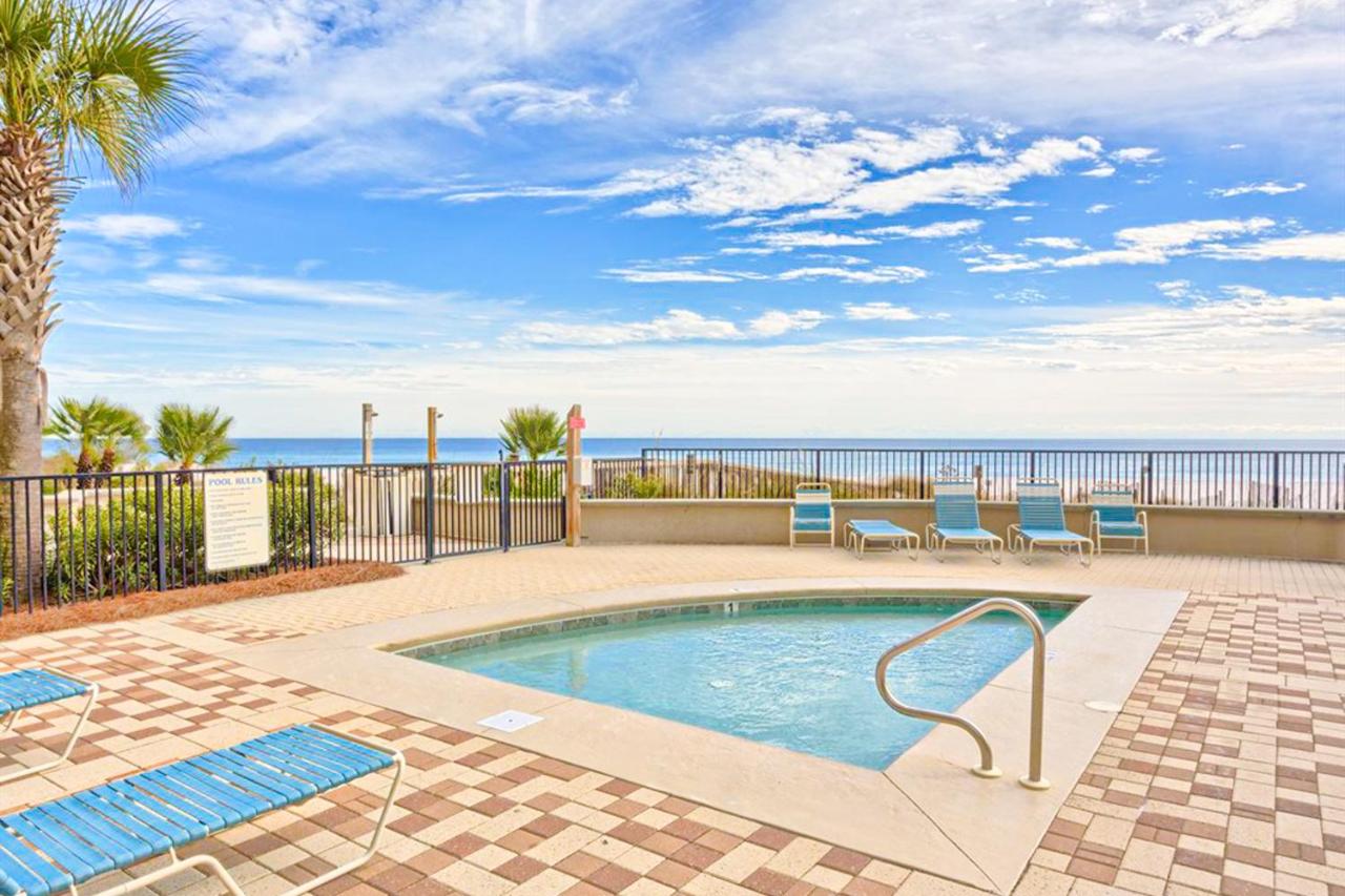 Three Bedroom Apartment at Bluewater