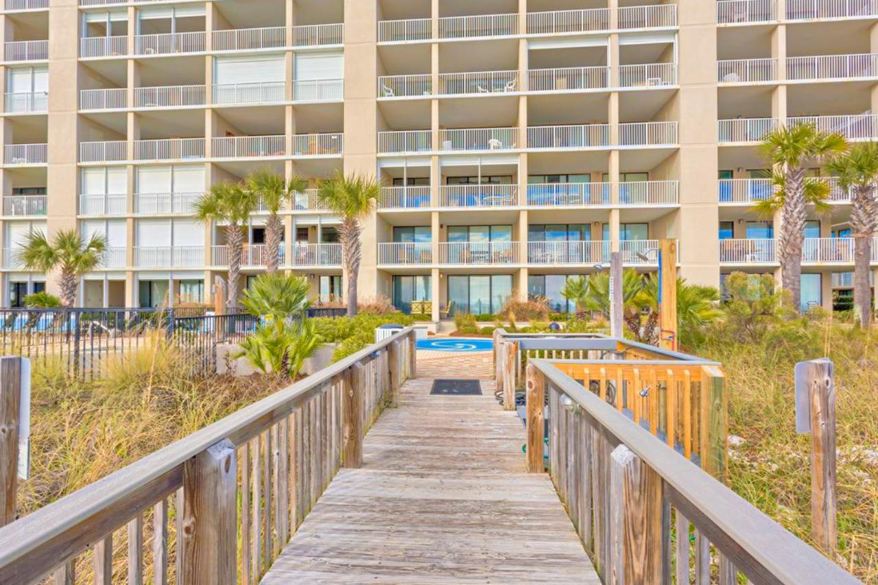 Three Bedroom Apartment at Bluewater