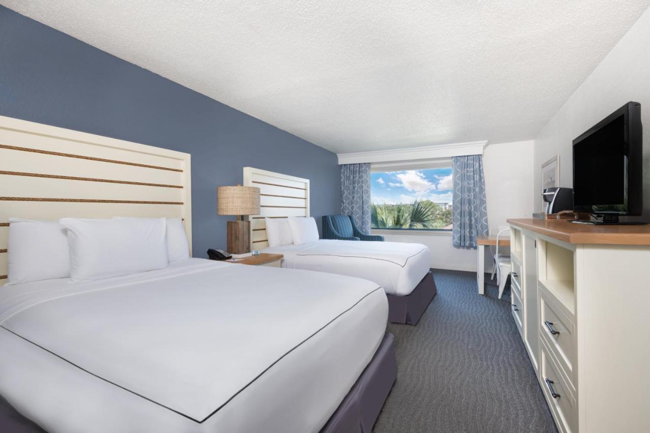 Deluxe Two Queen Beds at Beach House Resort Hilton Head