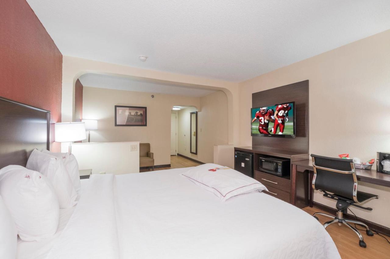 Premium King Room Smoke Free (Upgraded Bedding and Snack Box) at Red Roof Inn PLUS+ & Suites Opelika
