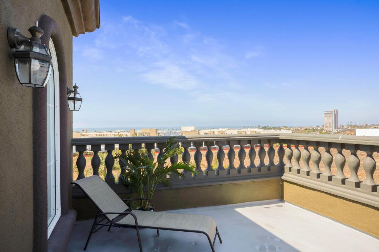 King Suite with Balcony at The Hotel Oceanside