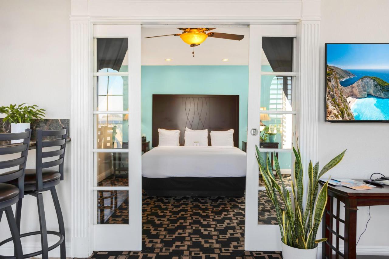 King Suite with Balcony at The Hotel Oceanside
