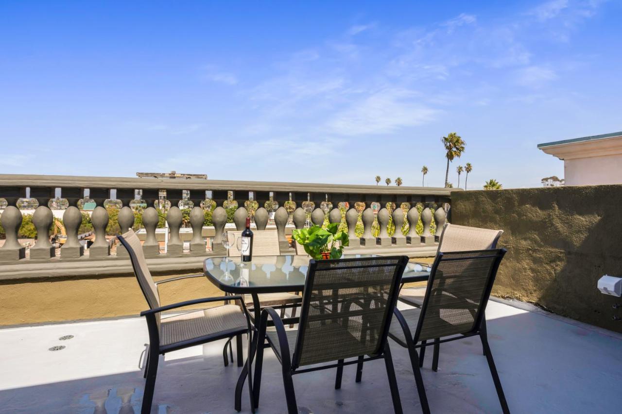 King Suite with Balcony at The Hotel Oceanside