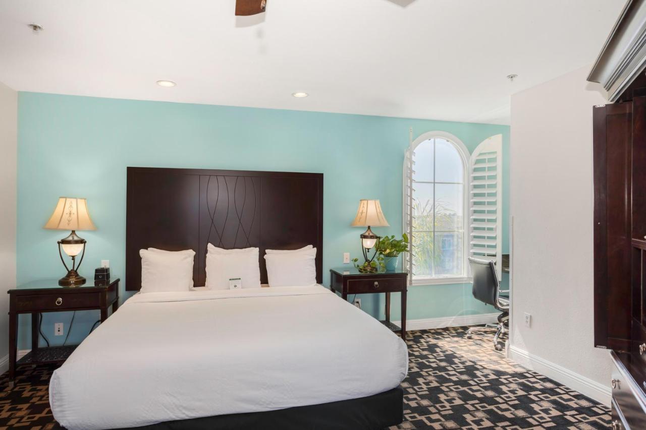 King Suite with Balcony at The Hotel Oceanside