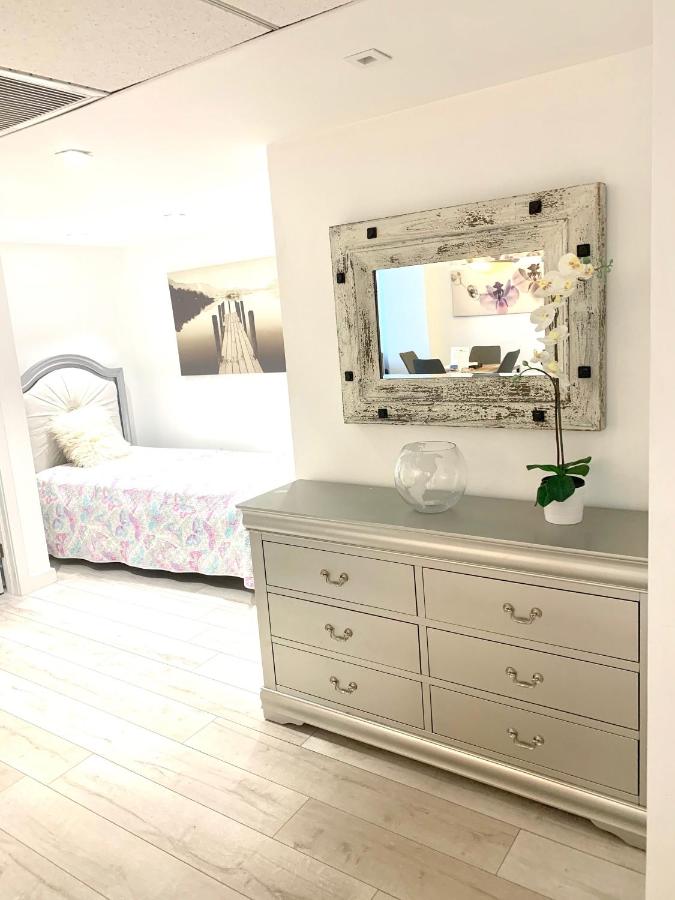 Collins Avenue Apartment
