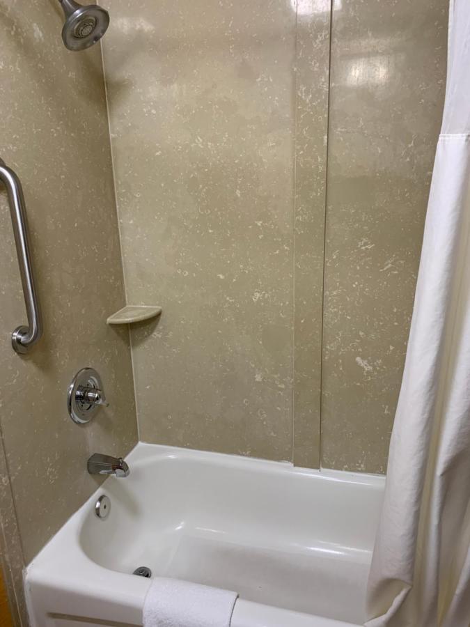 King Room - Non-Smoking at Quality Inn and Suites
