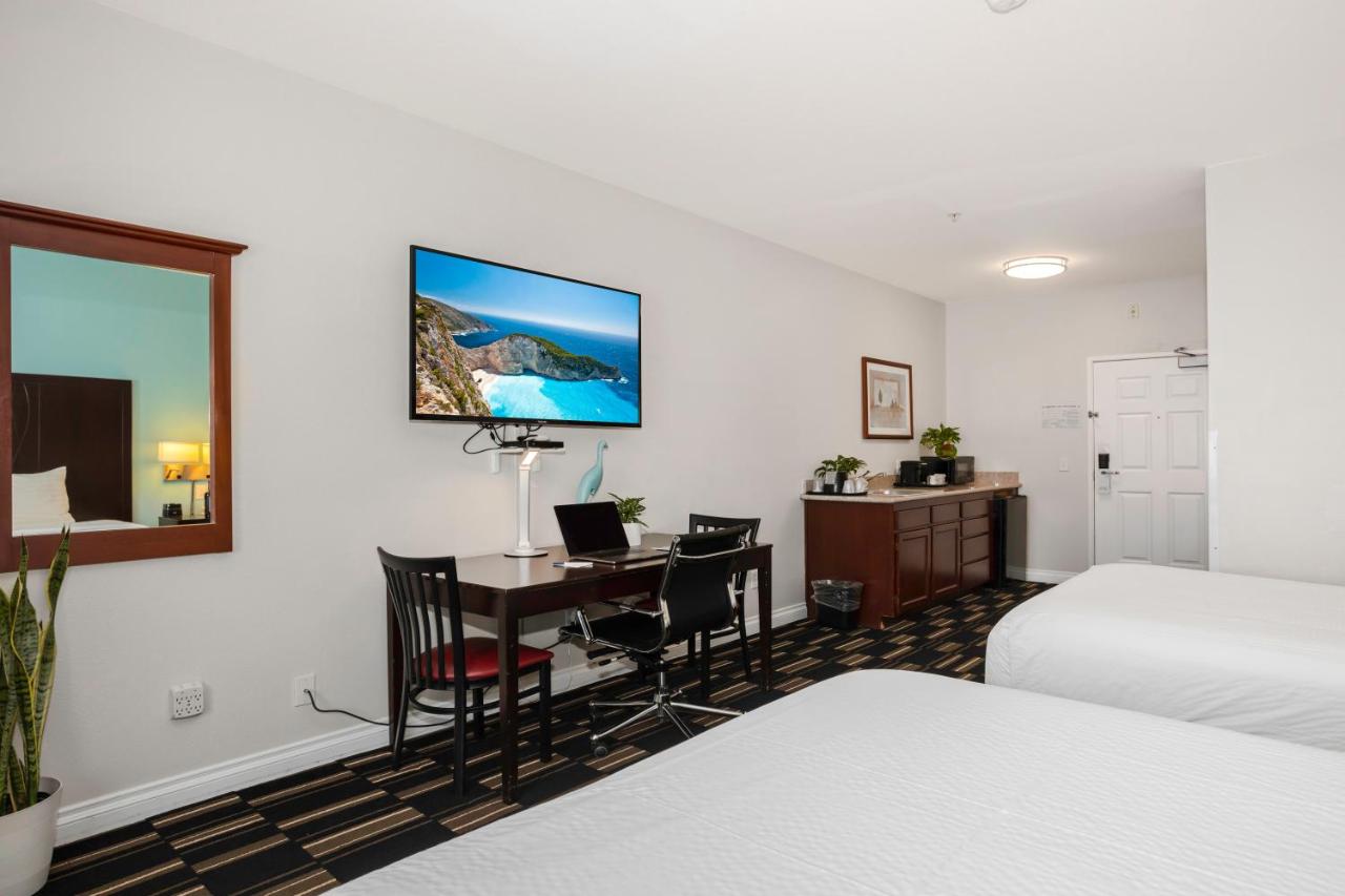 Standard Queen Room with Two Queen Beds at The Hotel Oceanside