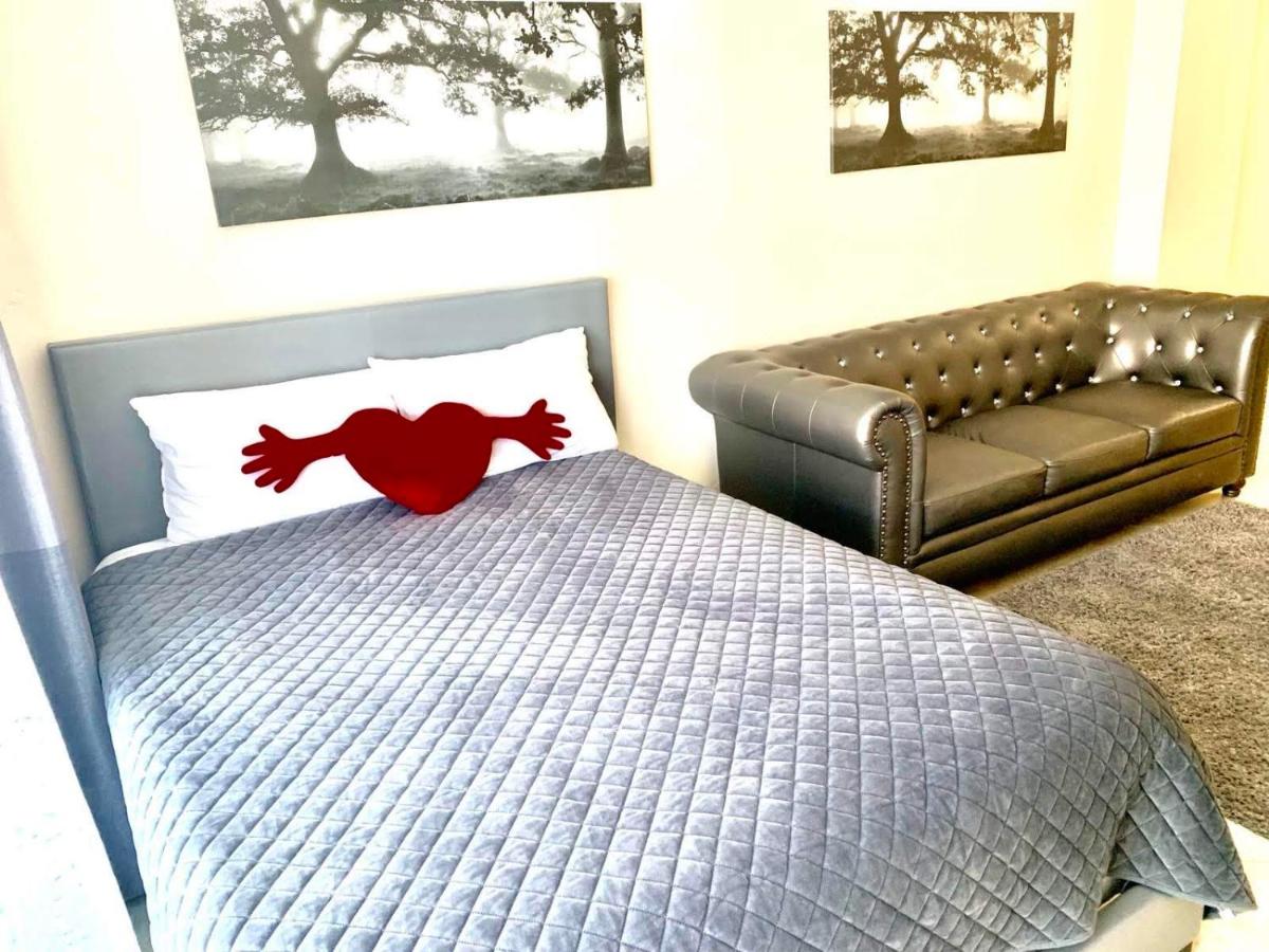 Collins Avenue Apartment