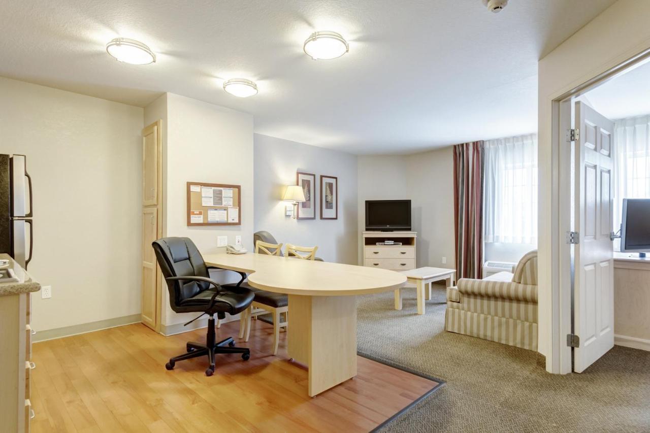 One-Bedroom King Suite - Non-Smoking at Candlewood Suites Paducah, an IHG Hotel