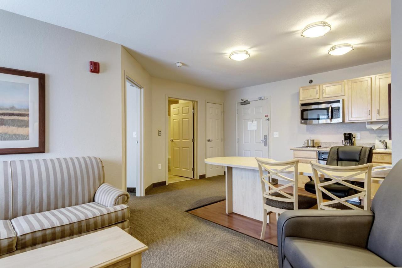 One-Bedroom King Suite - Non-Smoking at Candlewood Suites Paducah, an IHG Hotel