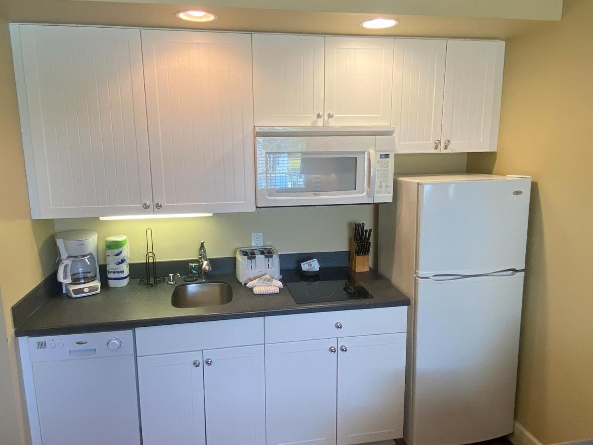 Two-Bedroom Suite at Harbour House At The Inn