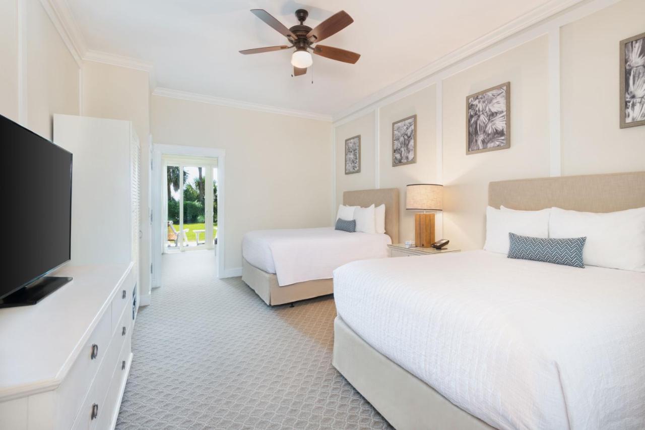 Deluxe Queen Suite at Jekyll Ocean Club