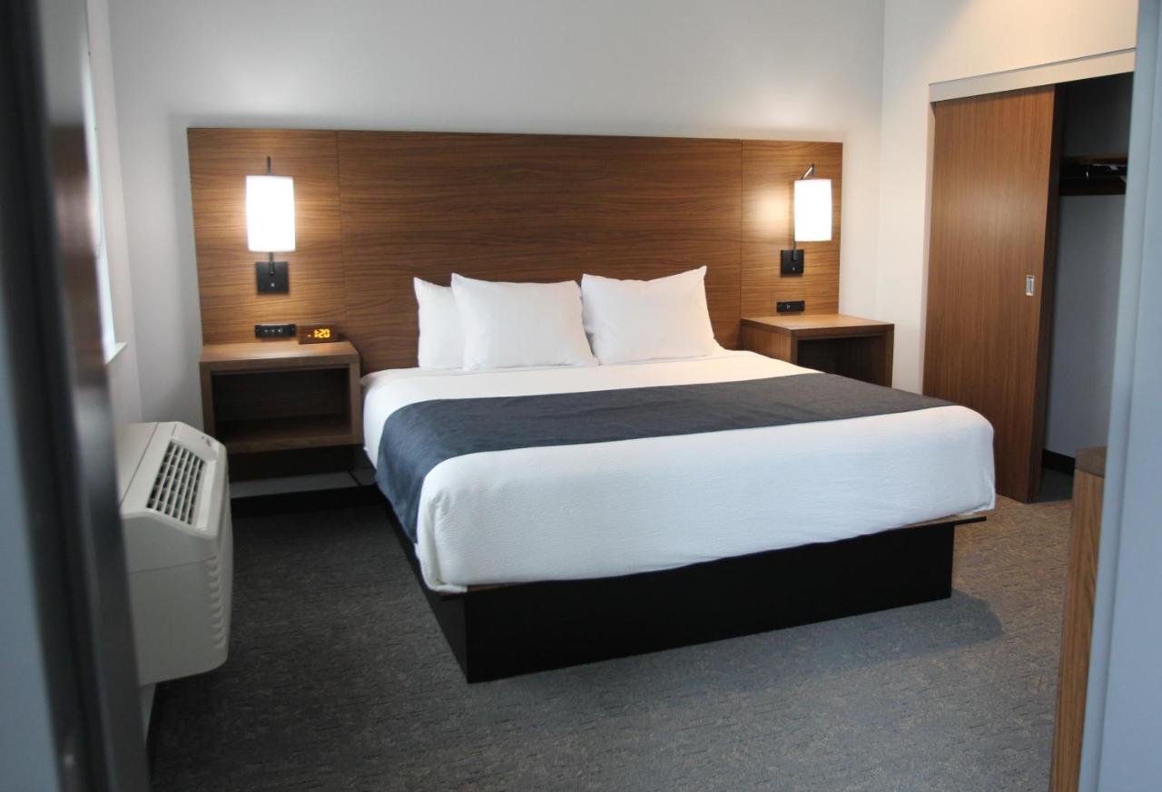  | Best Western Greentree Inn