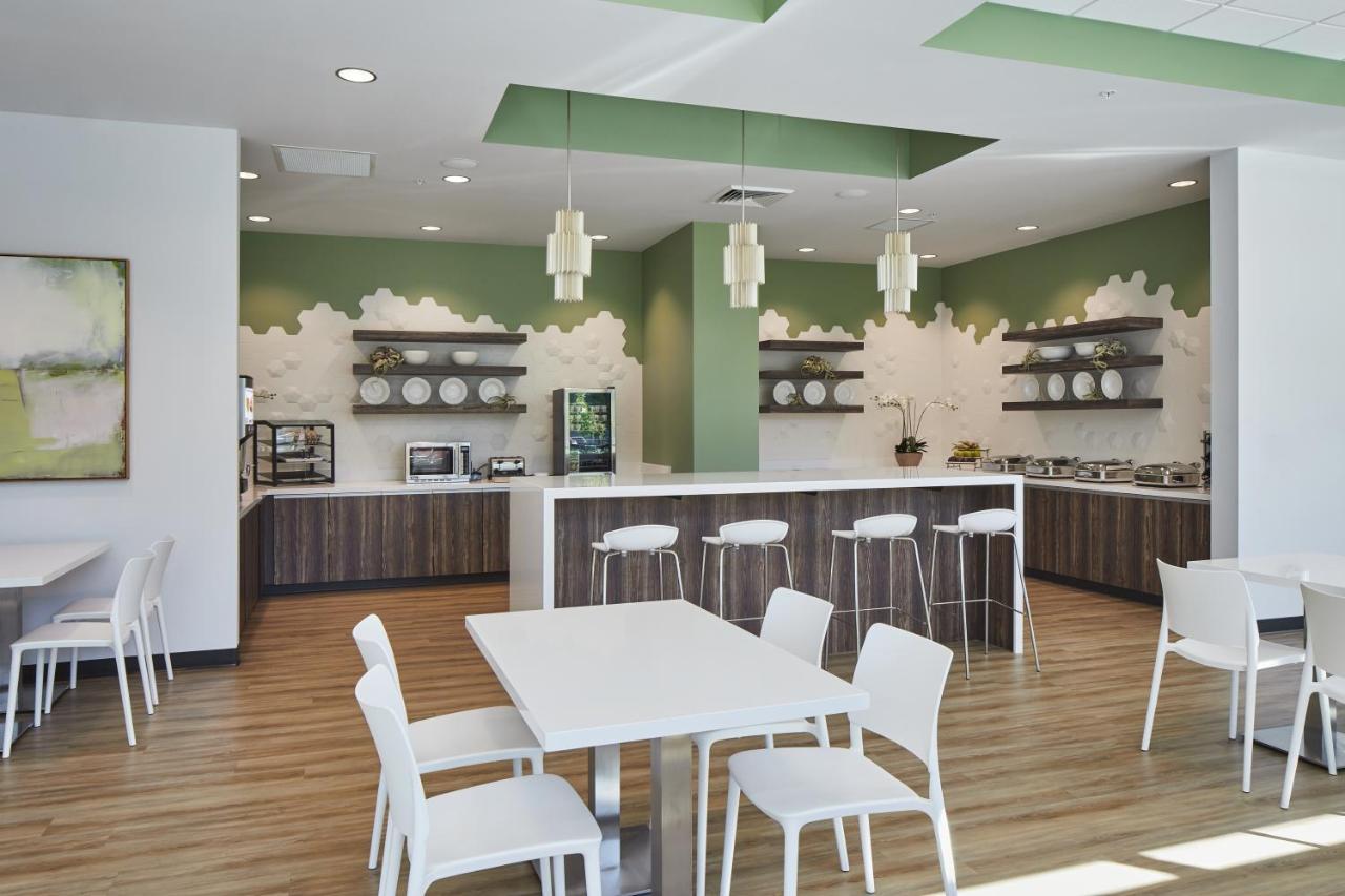  | Best Western Greentree Inn