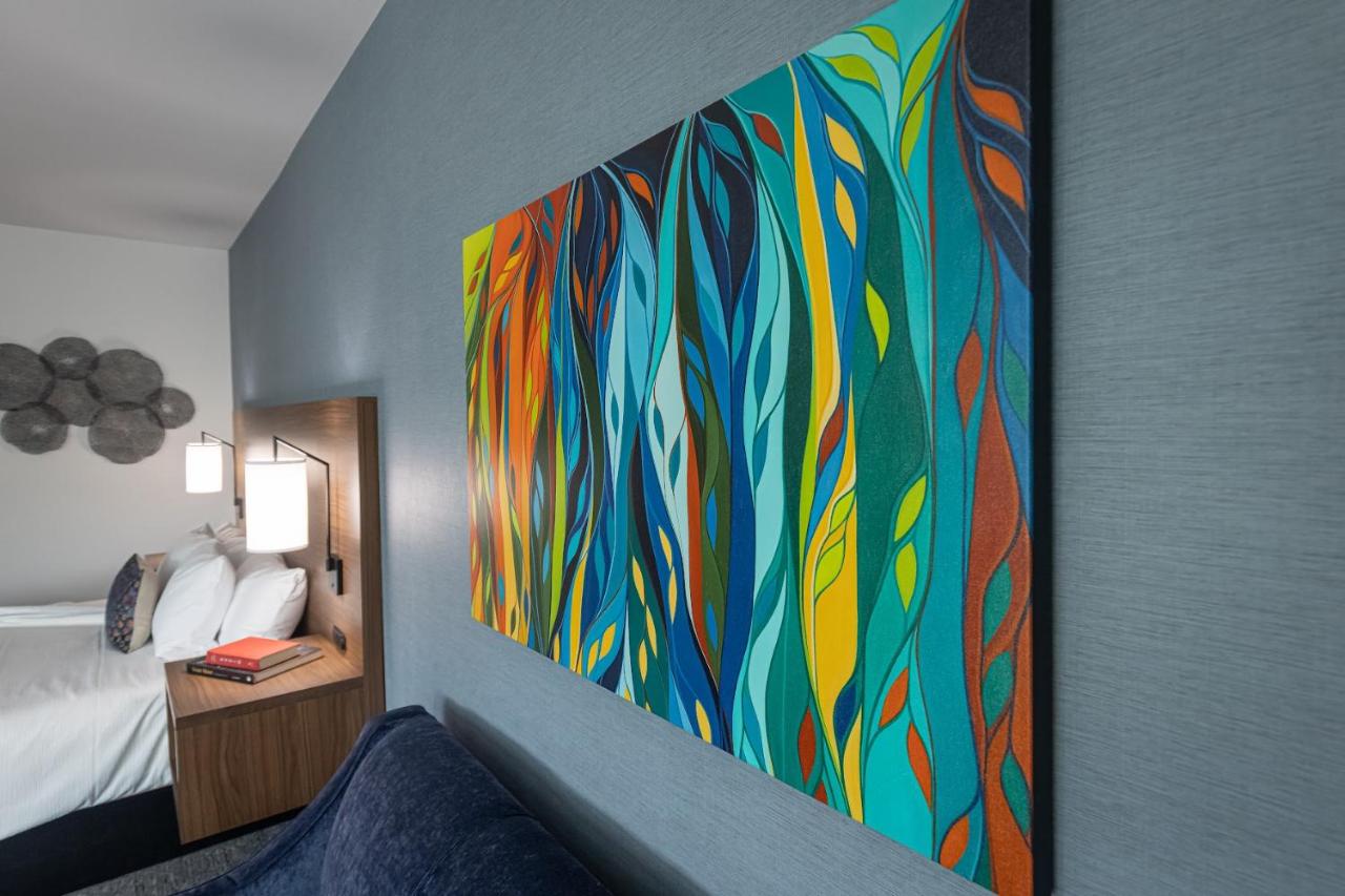 King Room at Hayward Inn