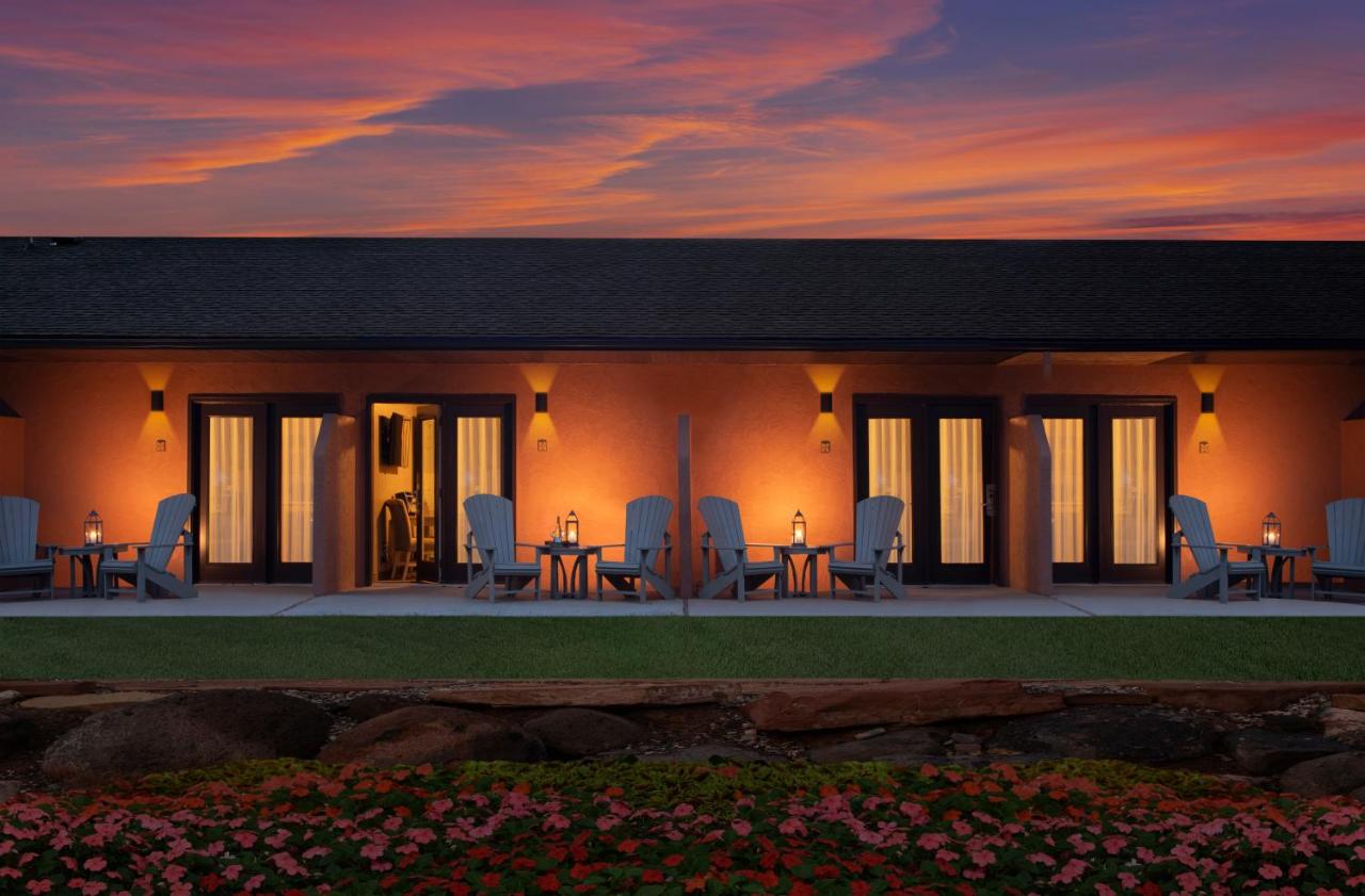 Superior King Suite with Patio at Capitol Reef Resort