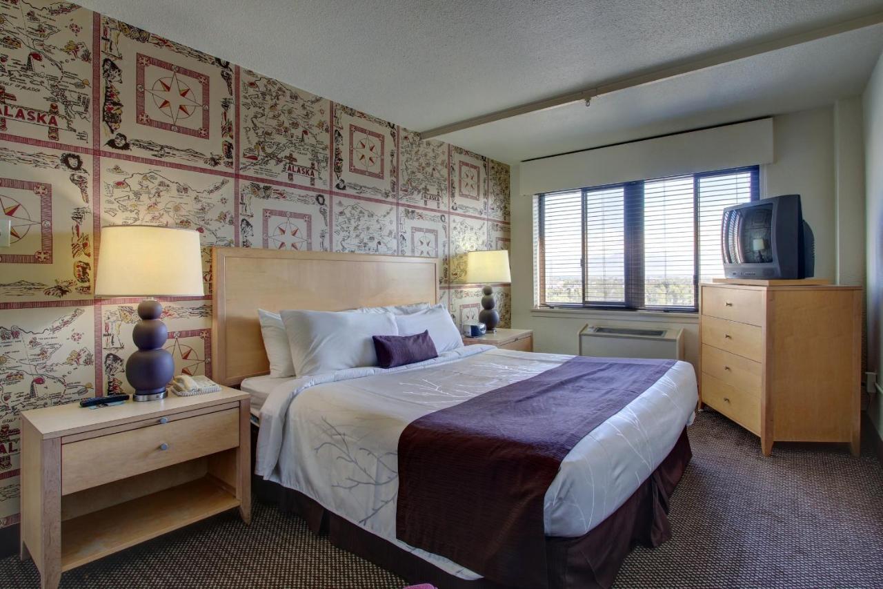 Inlet Tower Hotel And Suites