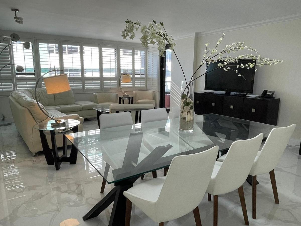Signature Two-Bedroom 1 King + 2 Twin Beds at Alexander by Design Suites