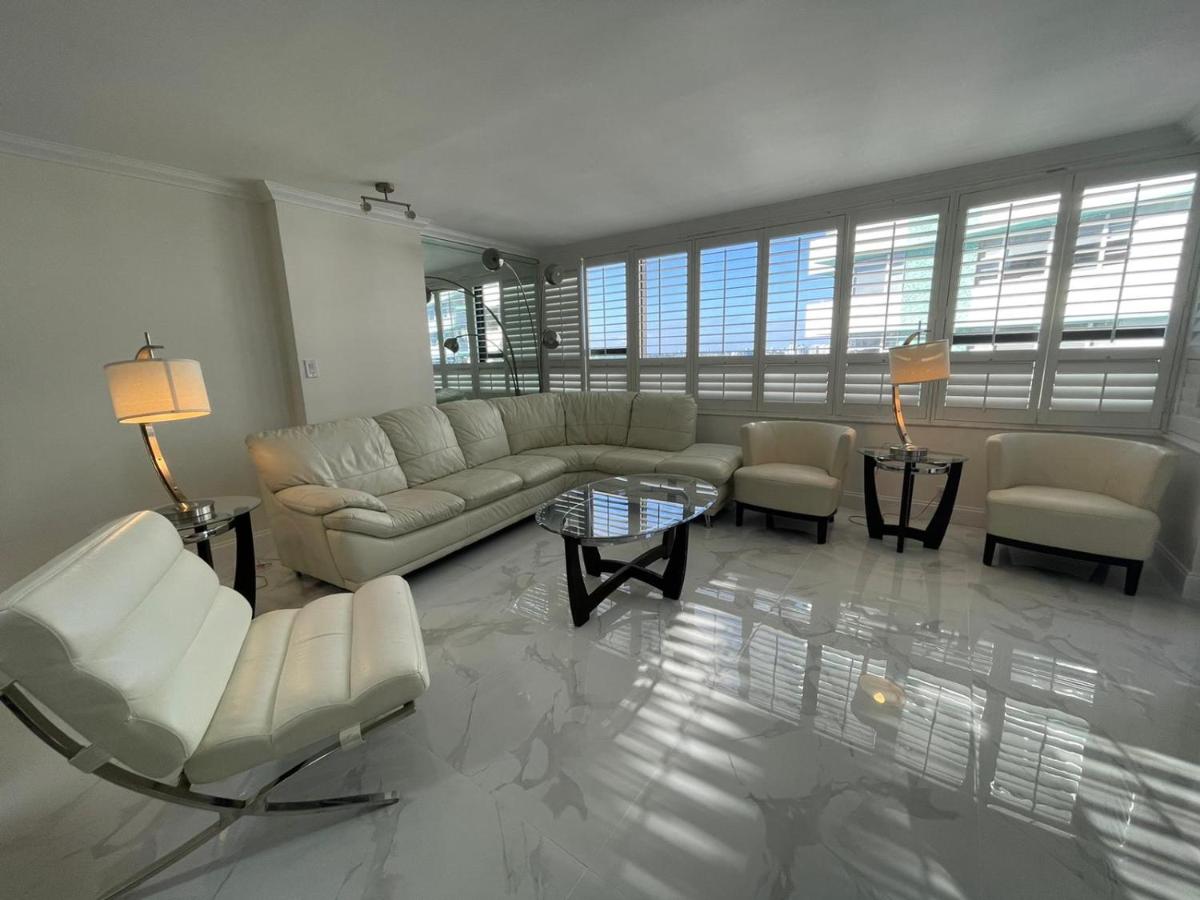 Signature Two-Bedroom 1 King + 2 Twin Beds at Alexander by Design Suites