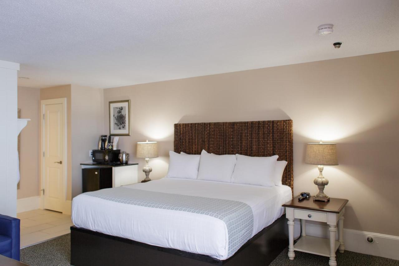 Family Suite with Fireplace at Sea Crest Beach Hotel