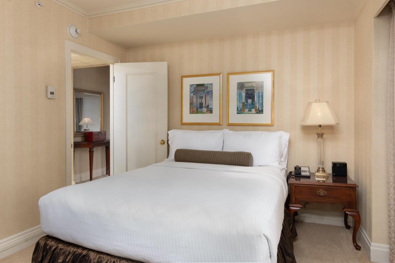 Corner Queen Suite at Mayflower Park Hotel