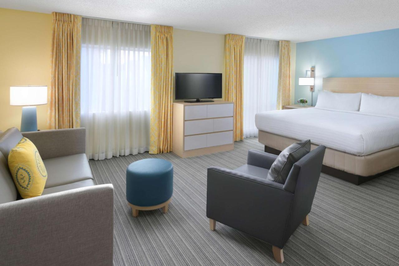 King Studio at Sonesta ES Suites Houston - NASA Clear Lake