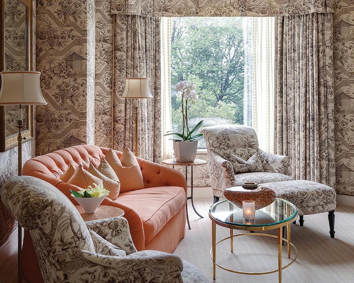 Royal One-Bedroom Suite at Four Seasons Hotel Boston