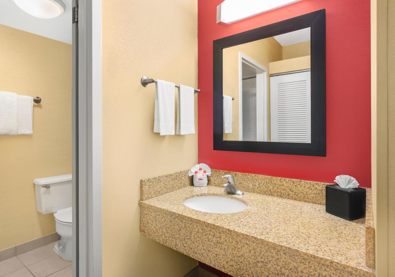 Double Room with Two Double Beds at Super 8 by Wyndham Dallas Love Field Airport