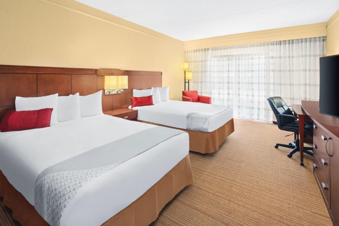 Double Room with Two Double Beds at Super 8 by Wyndham Dallas Love Field Airport