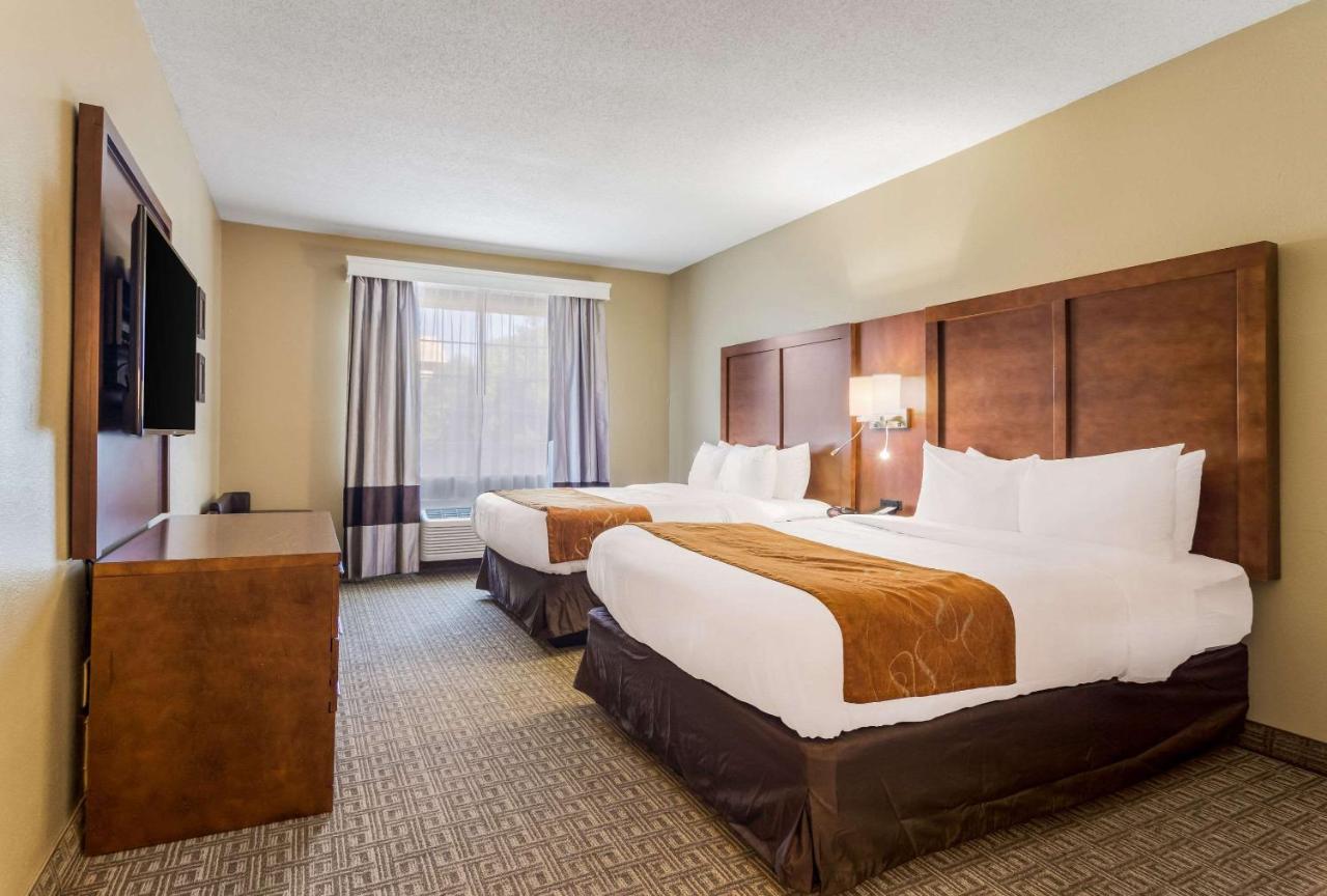 Queen Suite with Two Queen Beds - Non-Smoking at Comfort Suites