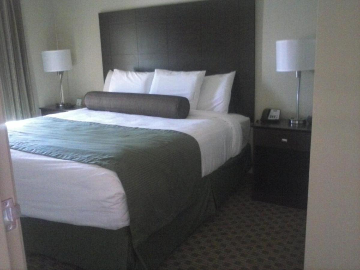 King Suite at Cobblestone Inn & Suites - Avoca