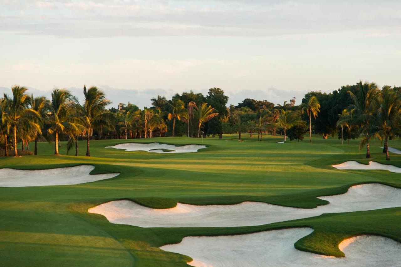 Premier Golf View Room with 2 Queen Beds at Trump National Doral Miami