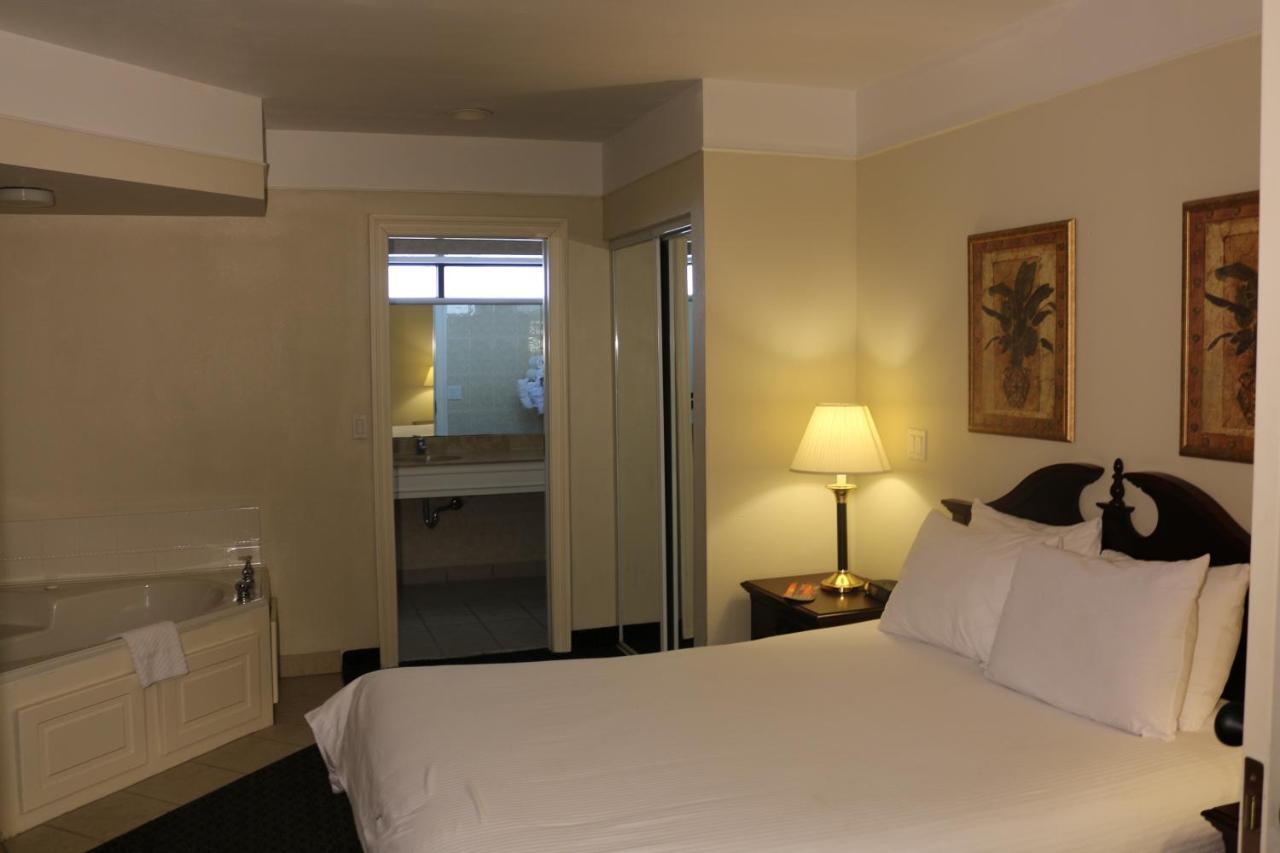 Executive Suite at Imperial Swan Hotel & Suites