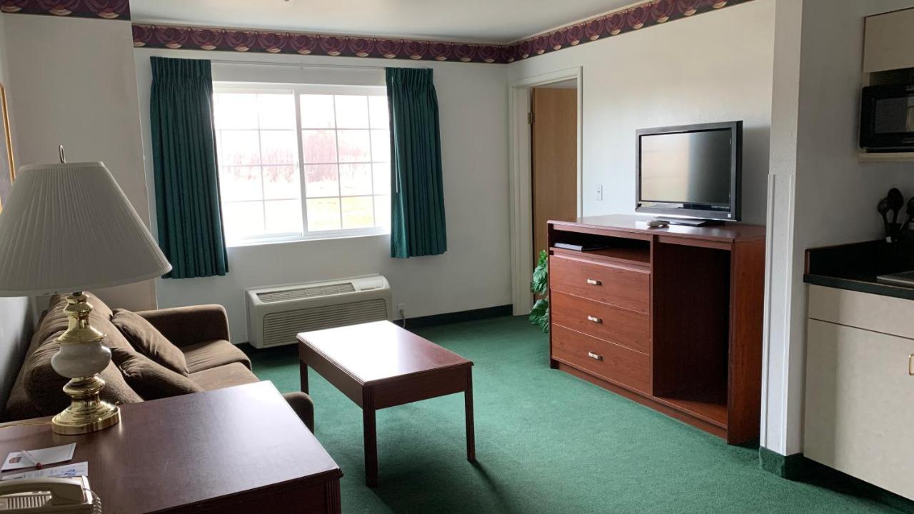 King Studio with Sofa Bed at Fairbridge Inn & Suites, Miles City