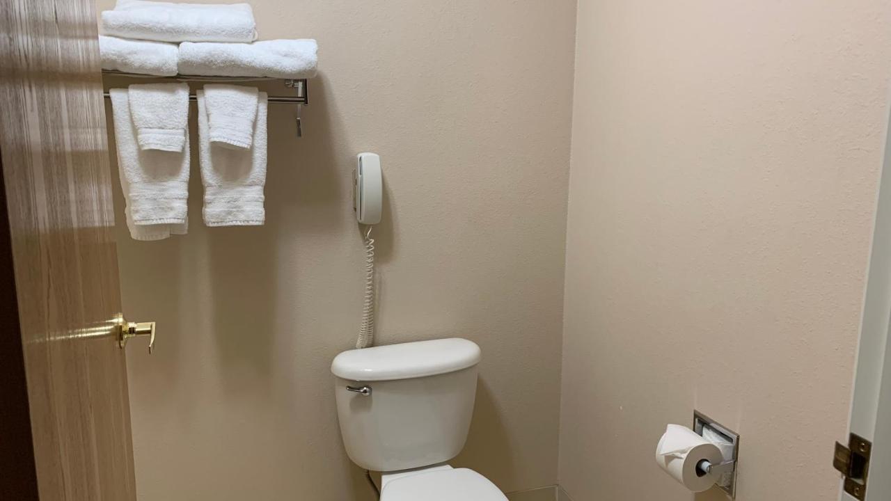 Junior Suite at Fairbridge Inn & Suites, Miles City