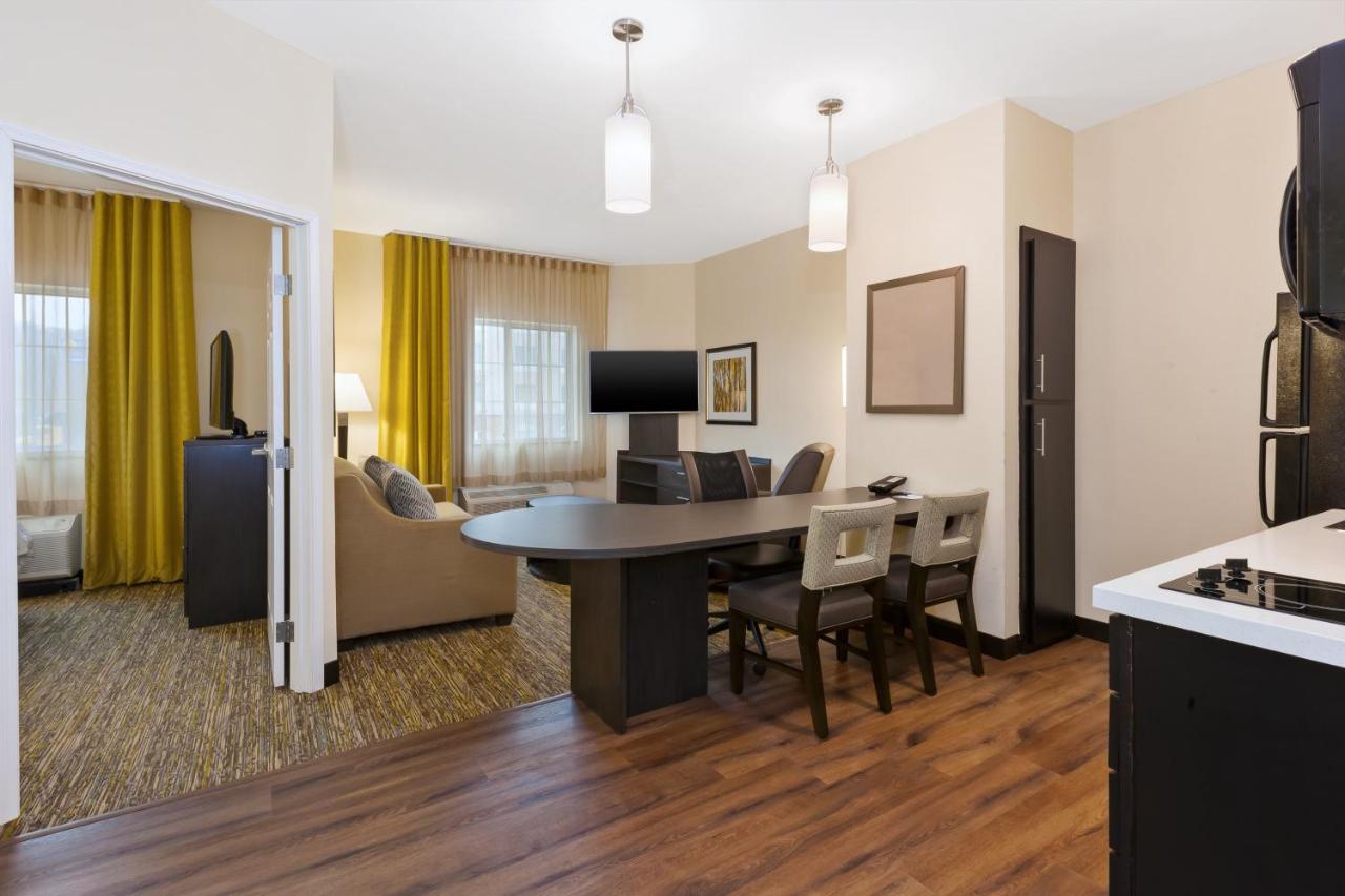 One-Bedroom Suite at Candlewood Suites Washington North, an IHG Hotel