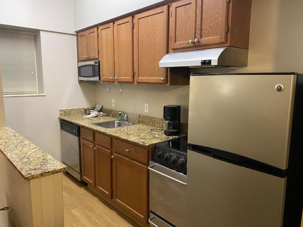Queen Suite with Two Queen Beds - Non Smoking at MainStay Suites Middleburg Heights Cleveland Airport