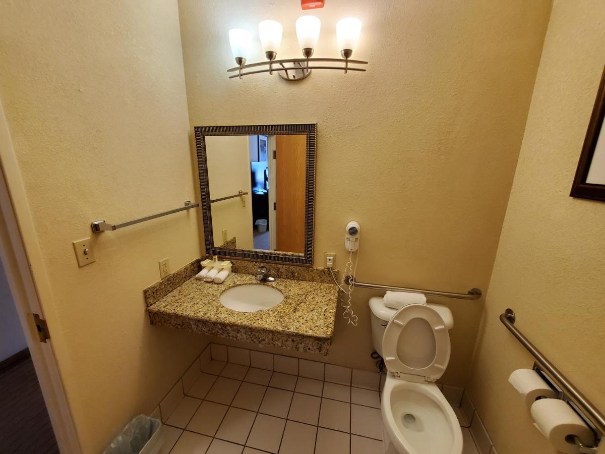 Single Room - Disability Access at The ARC Hotel