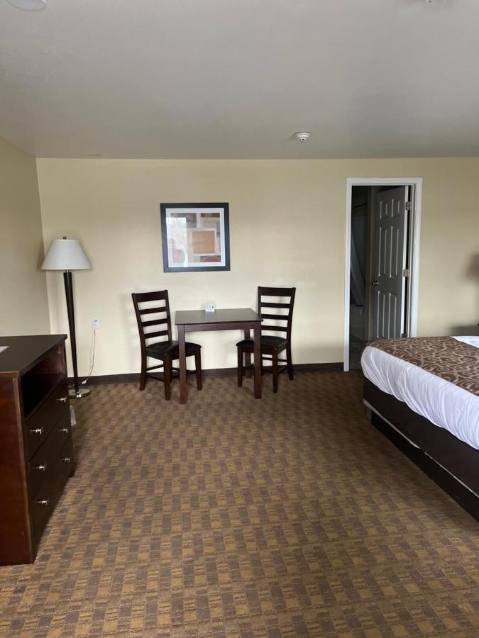 Junior Suite King Bed at GuestHouse Montesano