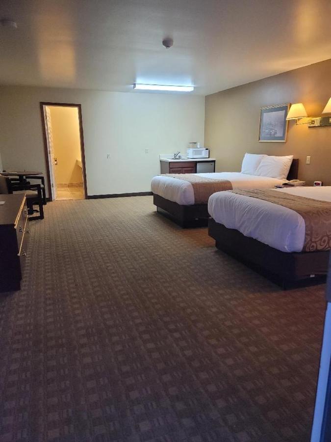 Junior suite 2 Queen beds at GuestHouse Montesano
