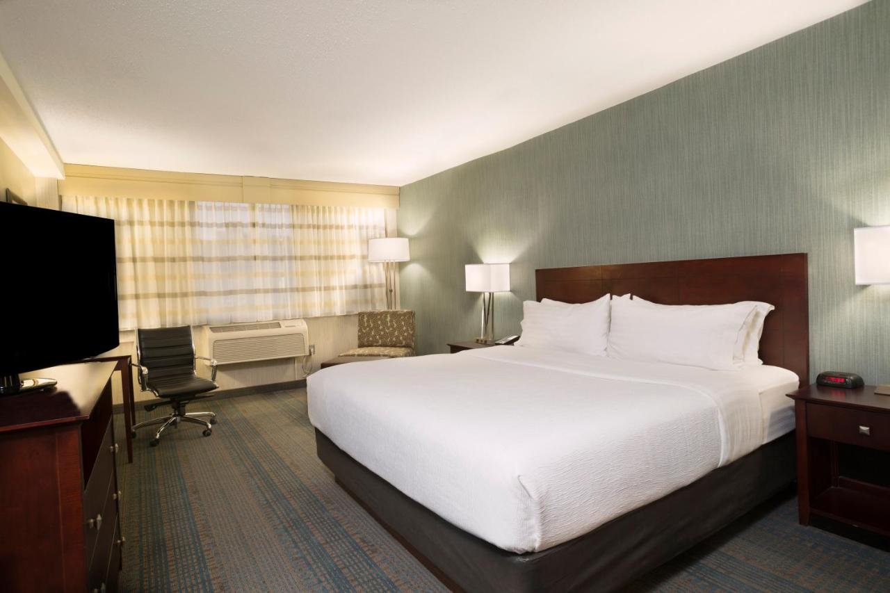  | Holiday Inn Columbus Downtown Capitol Square