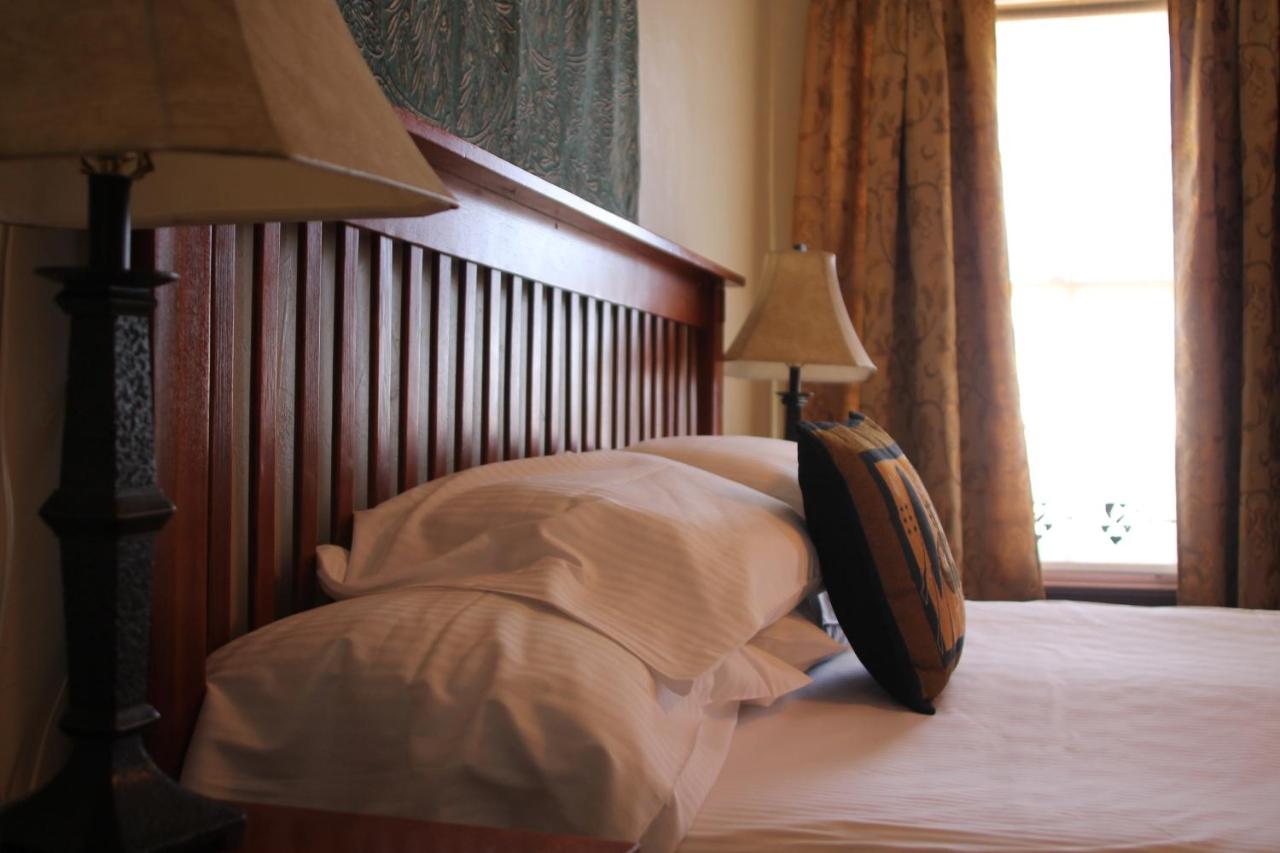 Queen Room at Boulder Dam Hotel