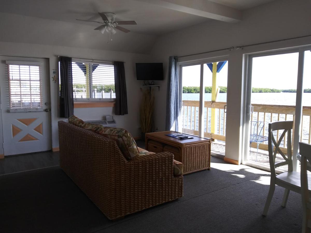 Deluxe Queen Studio at Bridgewater Inn