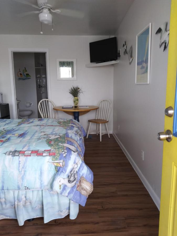 Standard Room with Waterview at Bridgewater Inn