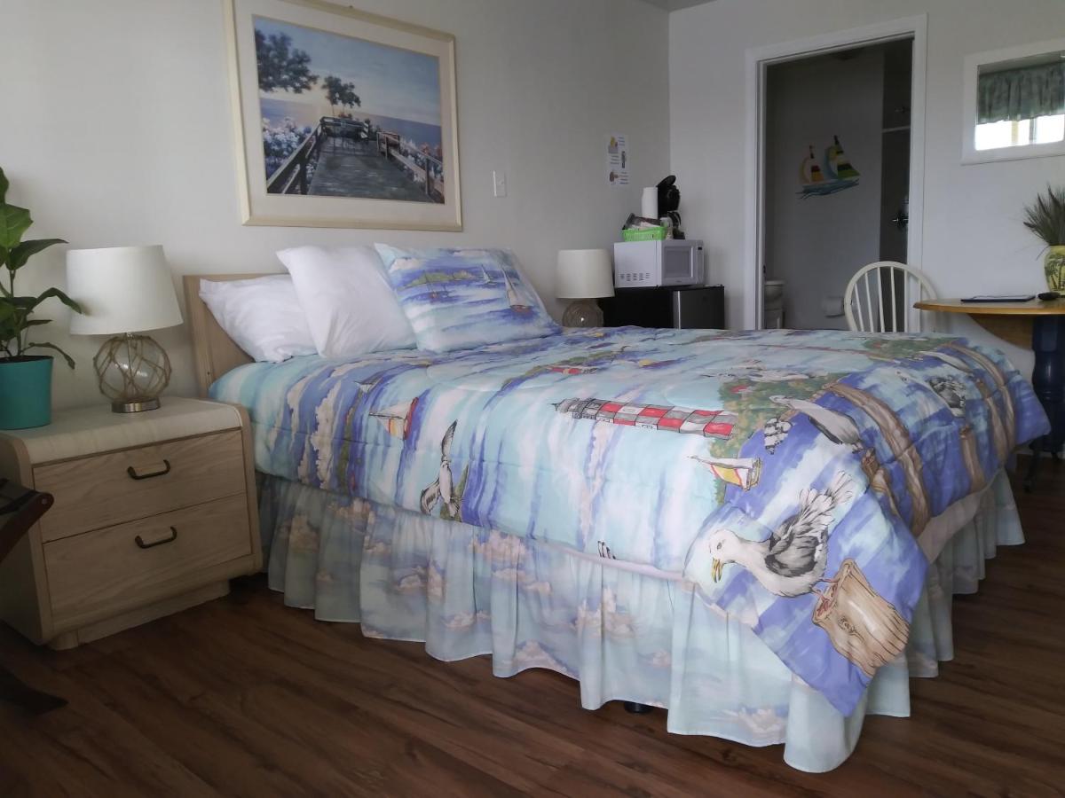 Standard Room with Waterview at Bridgewater Inn