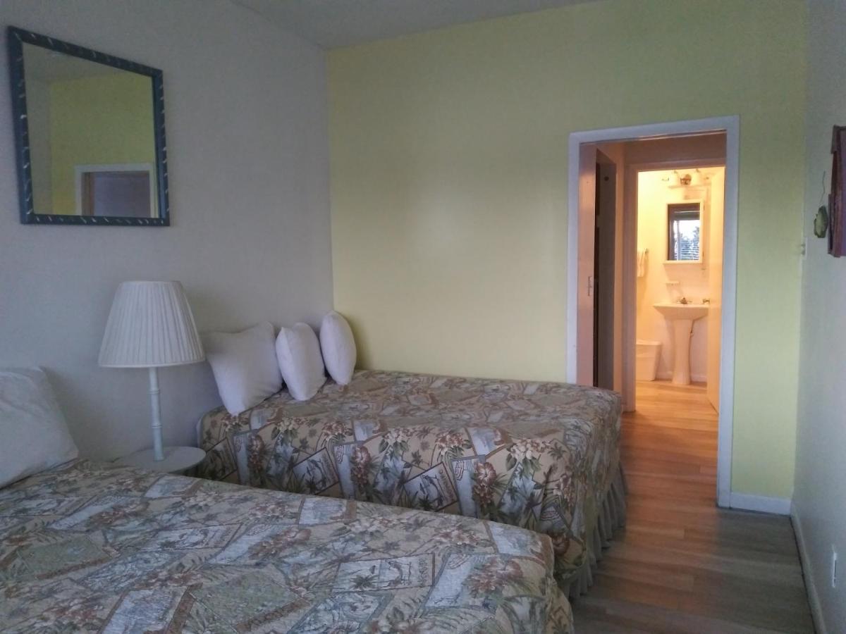 One-Bedroom Suite at Bridgewater Inn