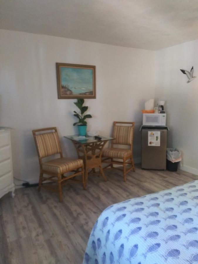 Standard Queen Room at Bridgewater Inn